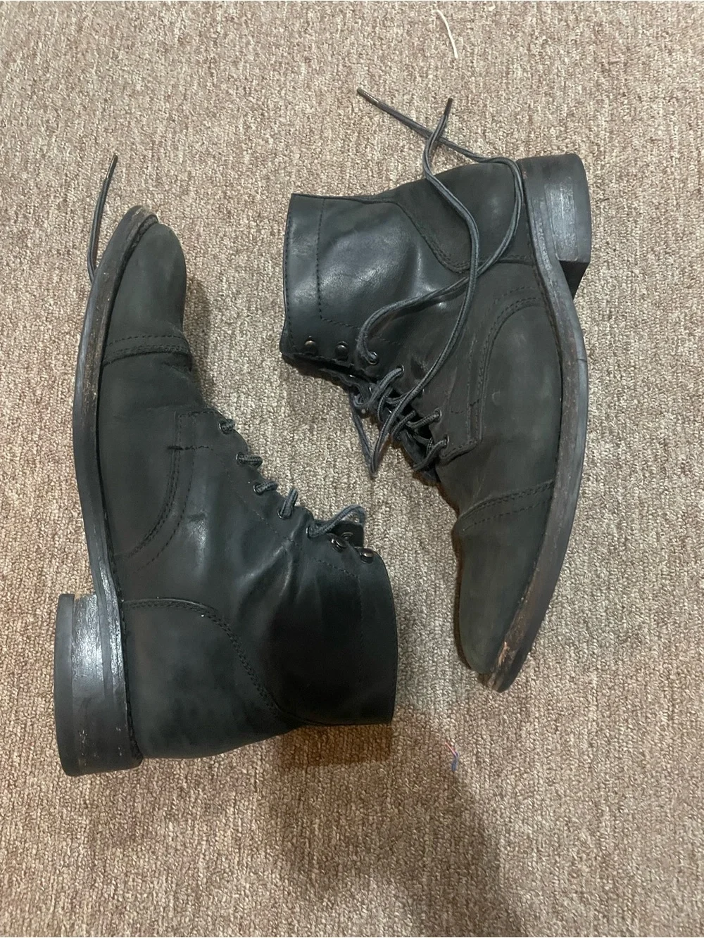Men’s black leather boots